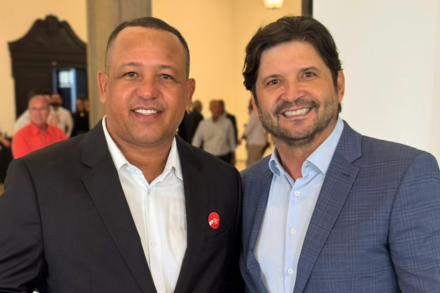 Vereador Carlos Henrique BGO solicita ao Deputado Estadual André do Prado R$ 500 mil para obras de recapeamento no Município