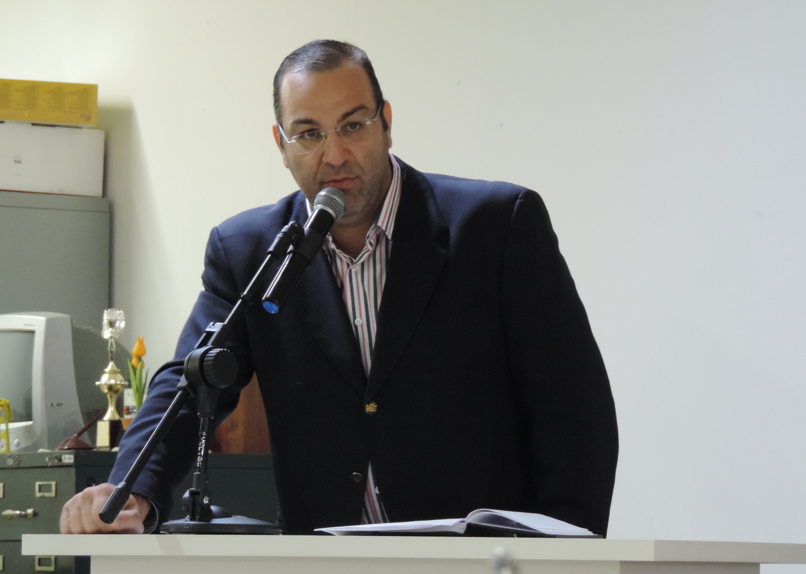 Vereador Amilcar Raphe solicita ao Executivo informações sobre quadro de servidores da Prefeitura Municipal