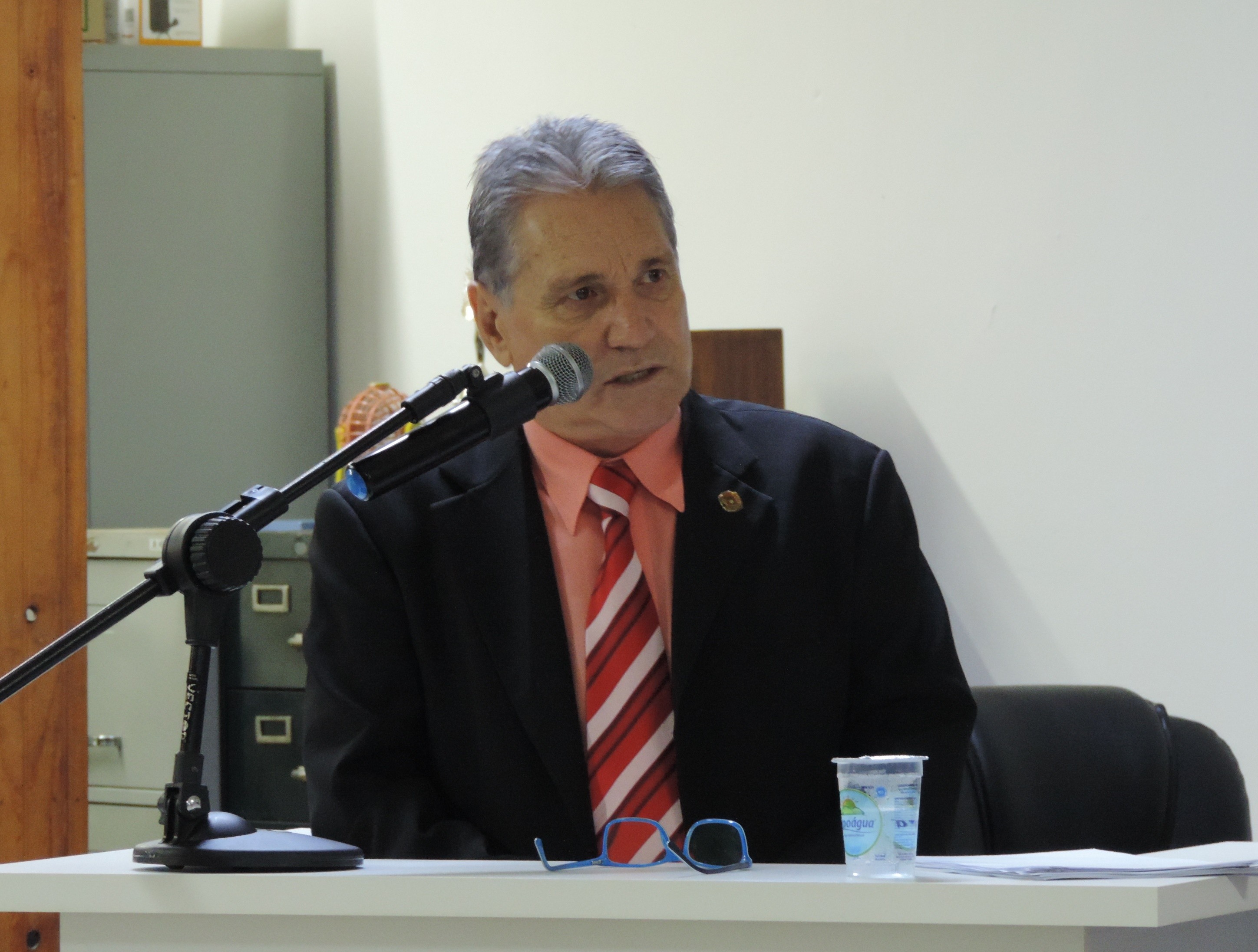 Vereador Nelsinho Luiz solicita ao Executivo informações sobre locação de imóveis pela Prefeitura Municipal