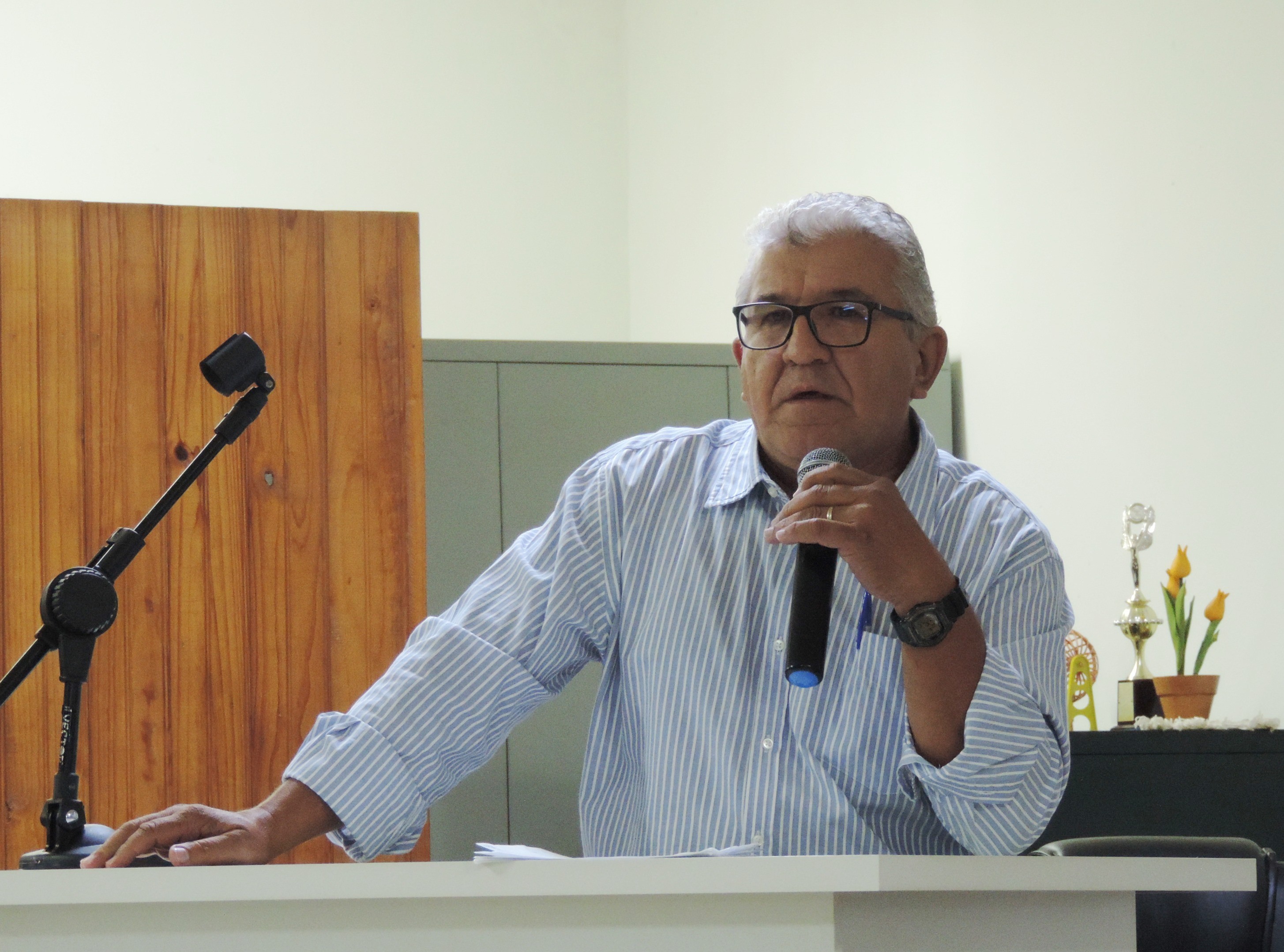 Vereador Jair Gordo apresenta Moção de Aplausos ao Supermercado Piovani