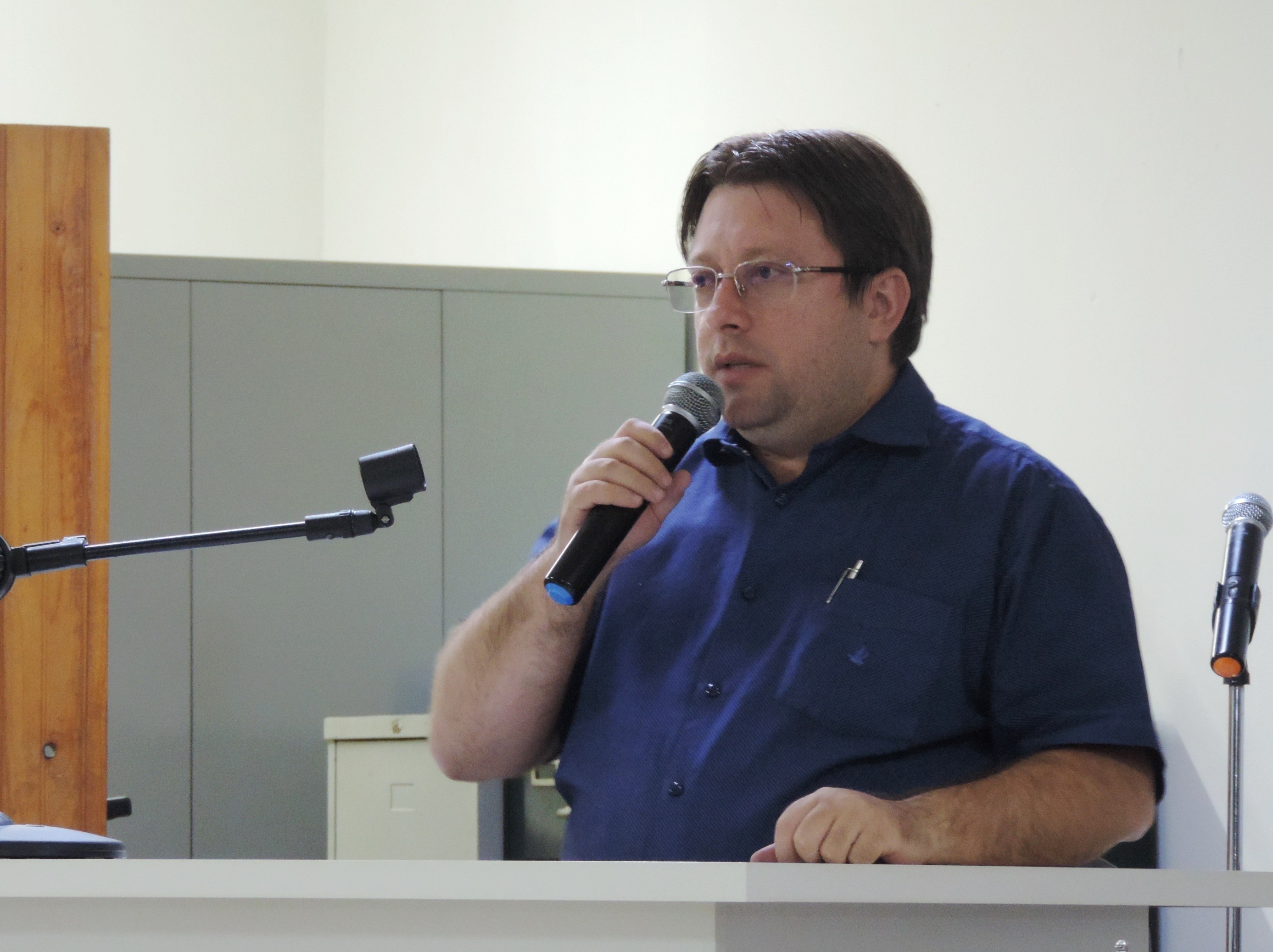 Vereador Leandro Lança solicita ao Executivo instalação de iluminação pública em via da Vila Bauman