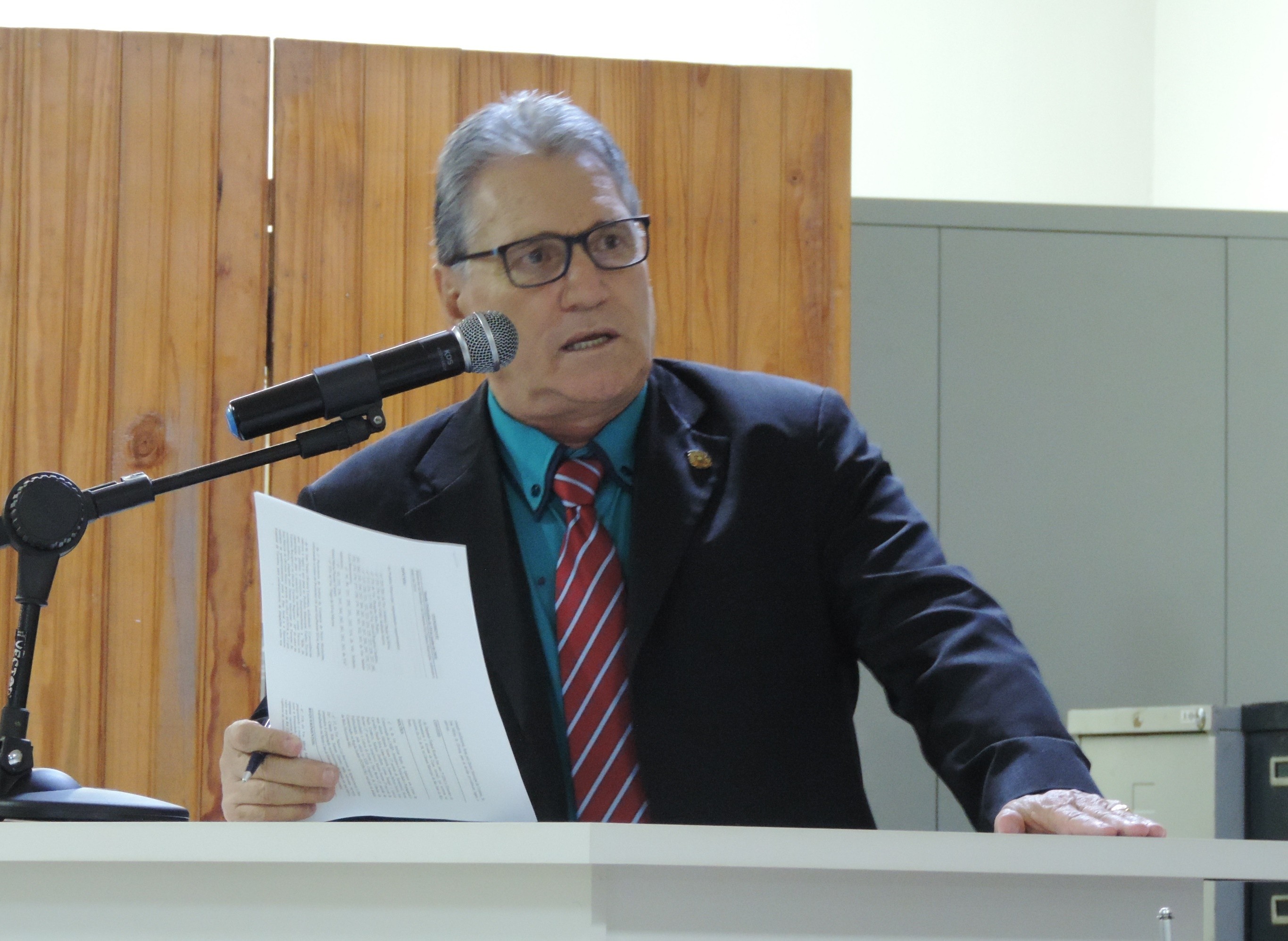 Vereador Nelsinho Luiz solicita ao Executivo melhorias no Distrito Industrial