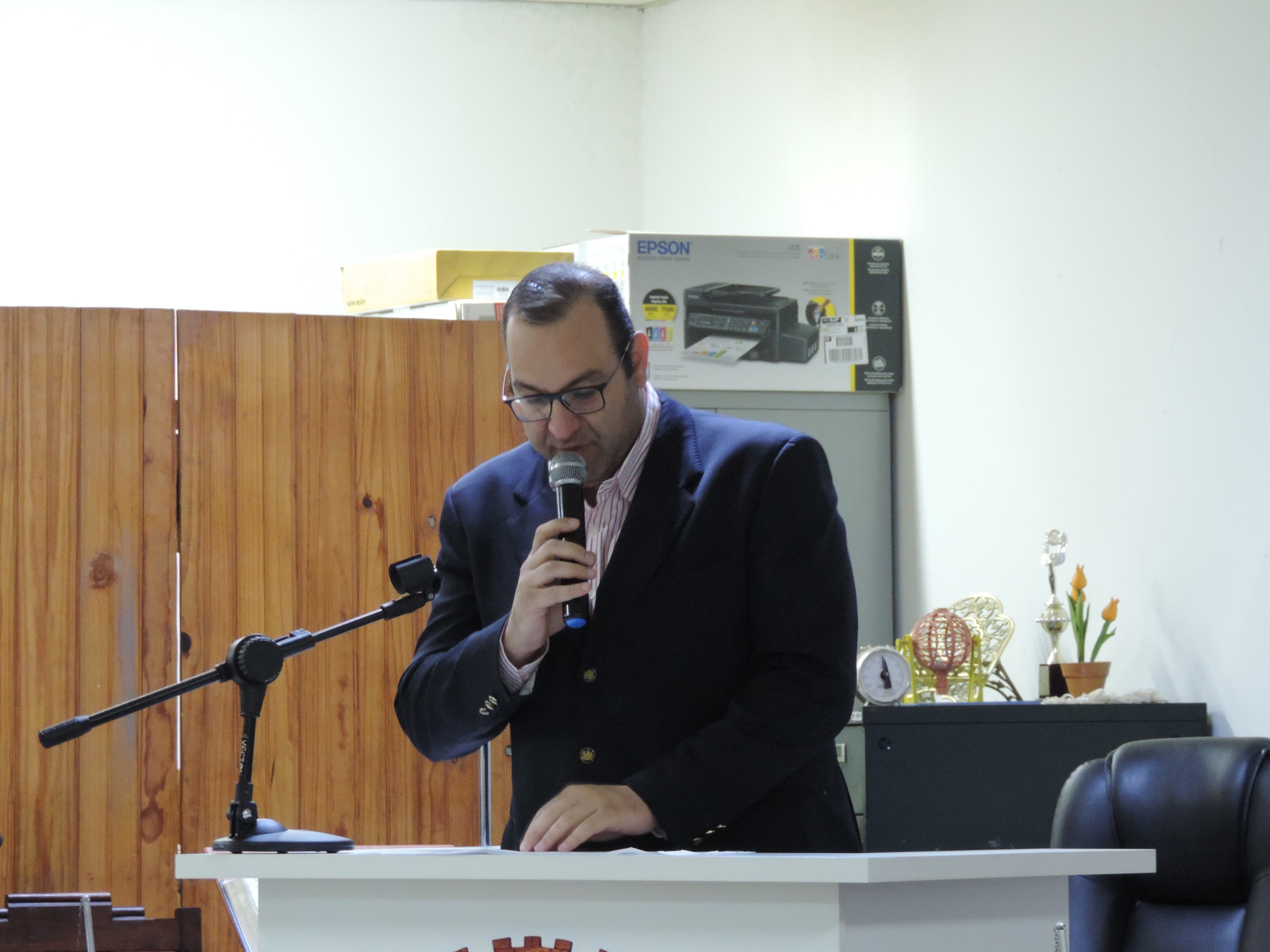 Vereador Amilcar Raphe apresenta Moção de Aplausos à ETEC "Profª Marinês Teodoro de Freitas Almeida"