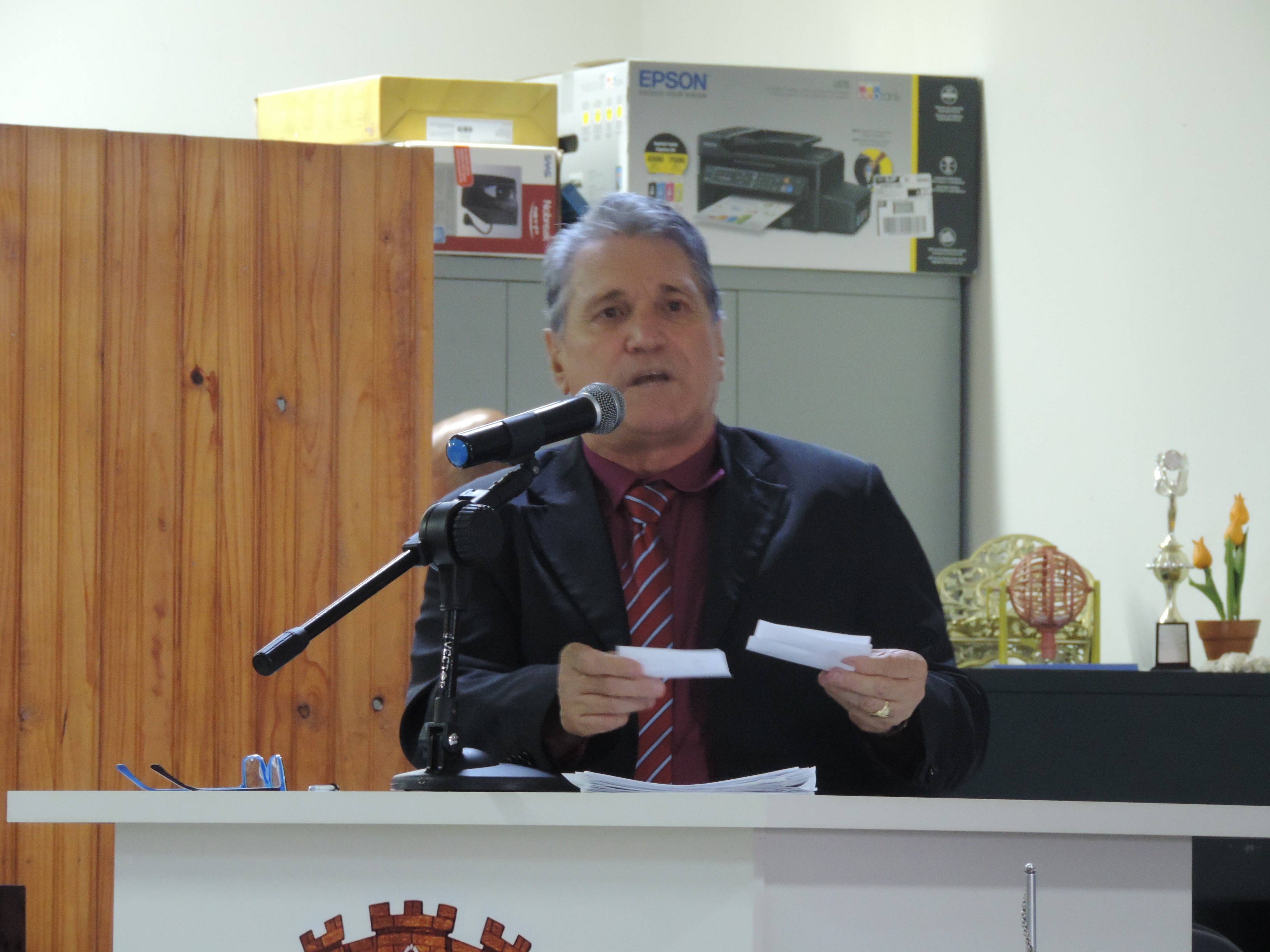 Vereador Nelsinho Luiz solicita à Lupo doações de produtos para duas instituições do Município