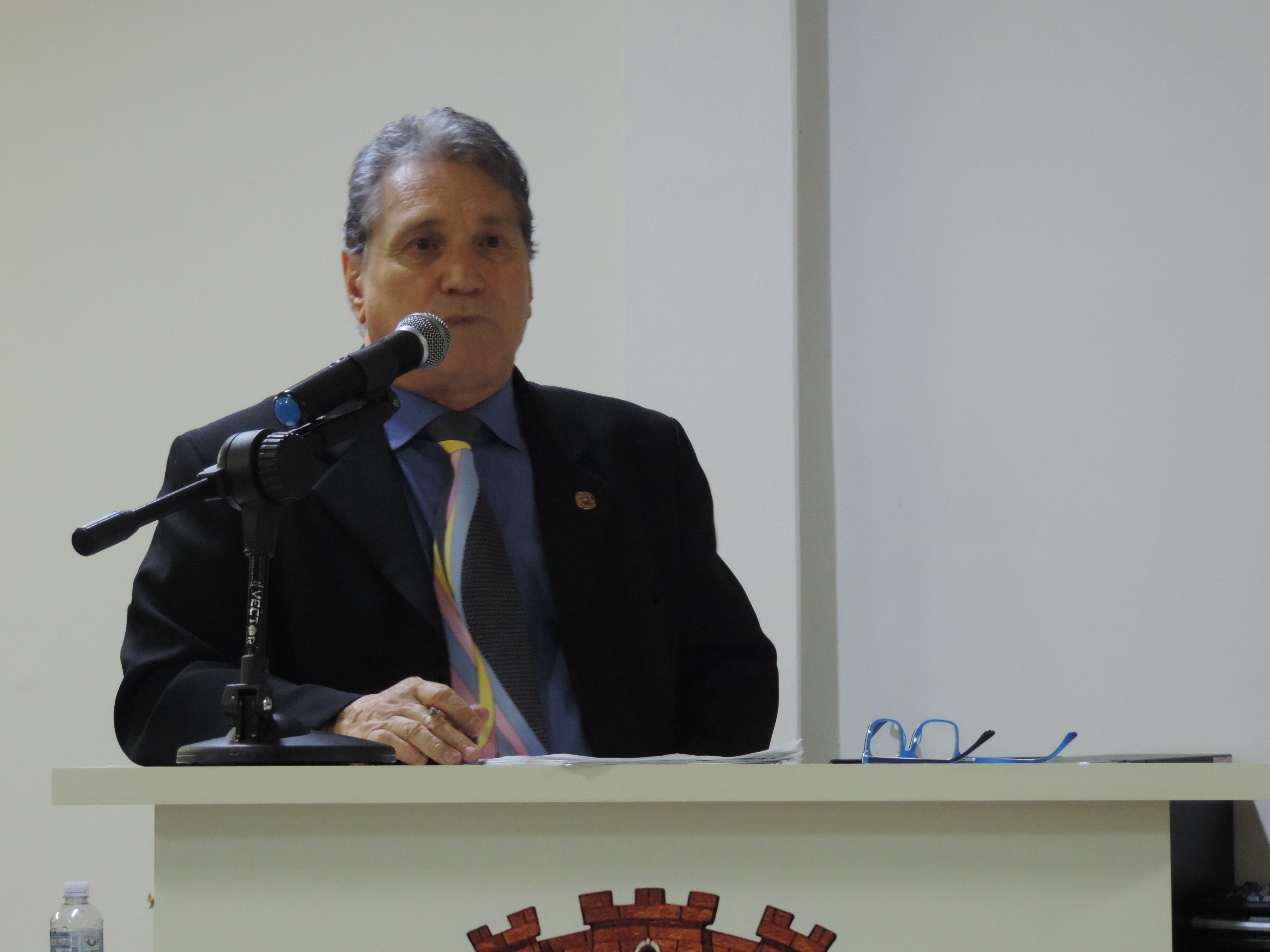 Vereador Nelsinho Luiz solicita ao Executivo coleta de lixo e de lixo orgânico em algumas vias do Município