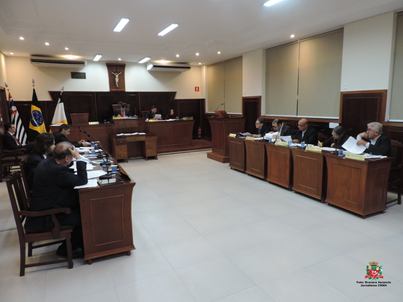 Plenário analisou 44 proposituras na sessão ordinária de segunda-feira