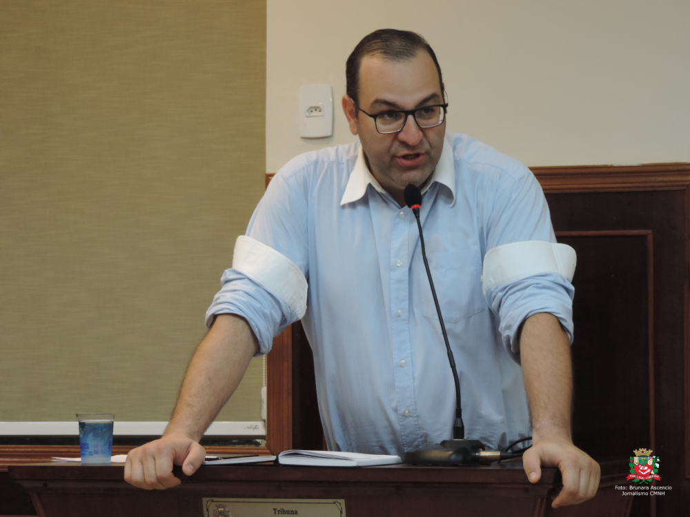 Vereador Amilcar Raphe apresenta Moção de Aplausos à Secretaria Municipal de Educação