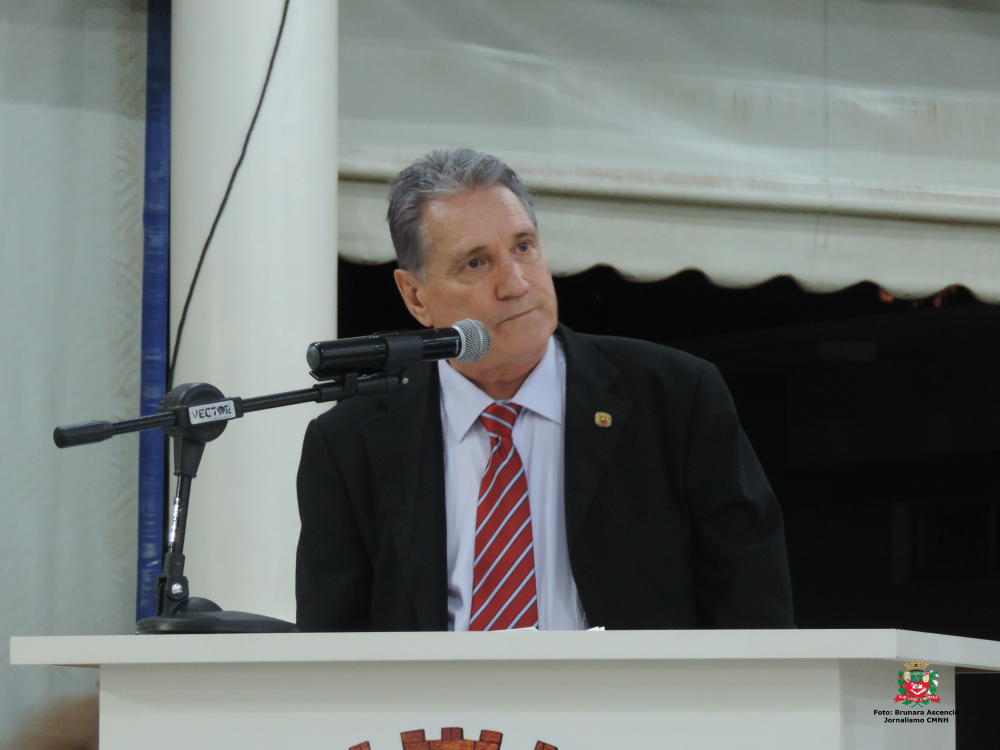 Vereador Nelsinho Luiz solicita ao Executivo Municipal informações sobre o coral do CCI e os projetos do Centro de Geração de Renda