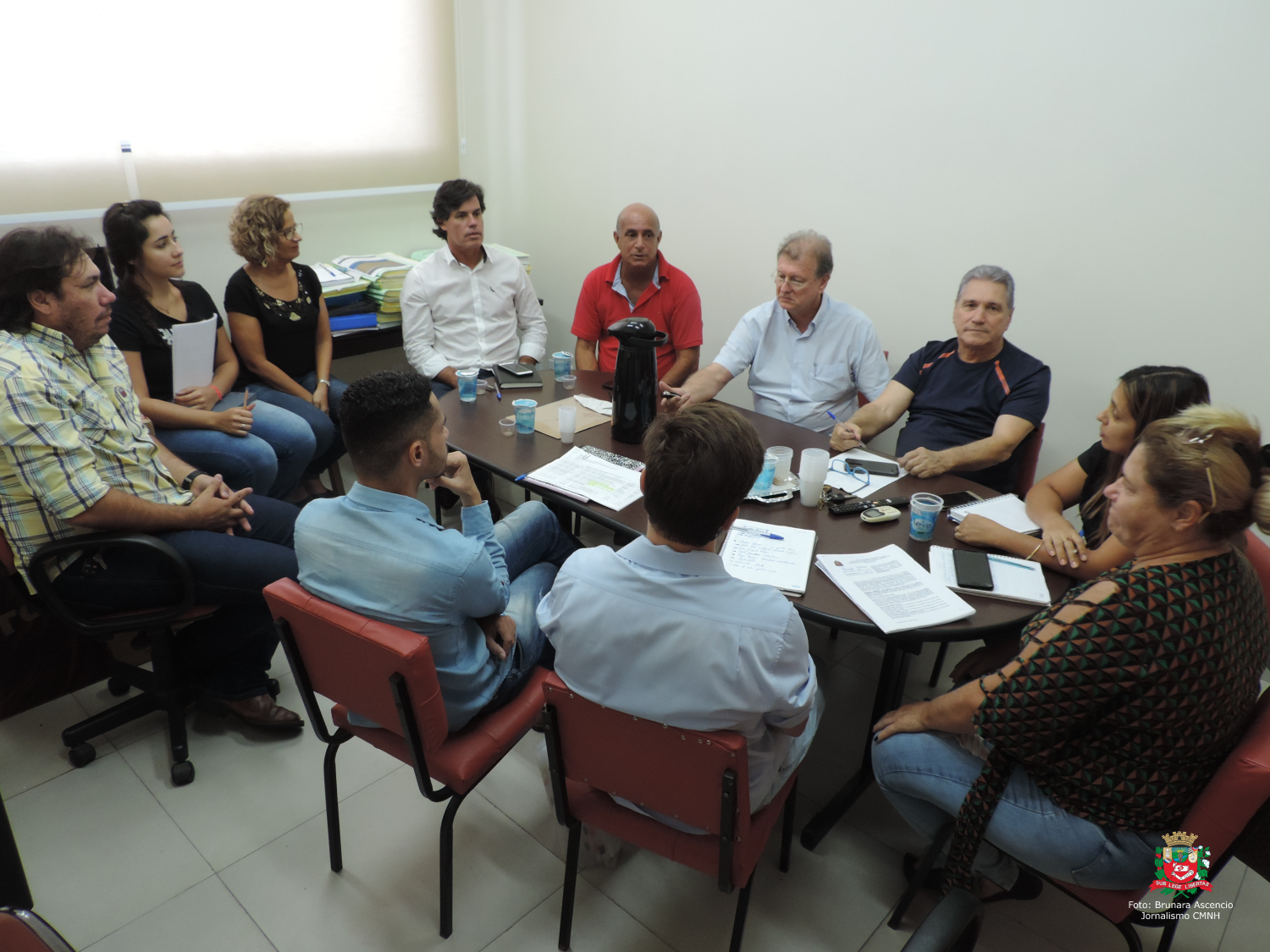 Câmara realiza reunião com representantes da Prefeitura para tratar sobre obras em andamento e paralisadas no Município
