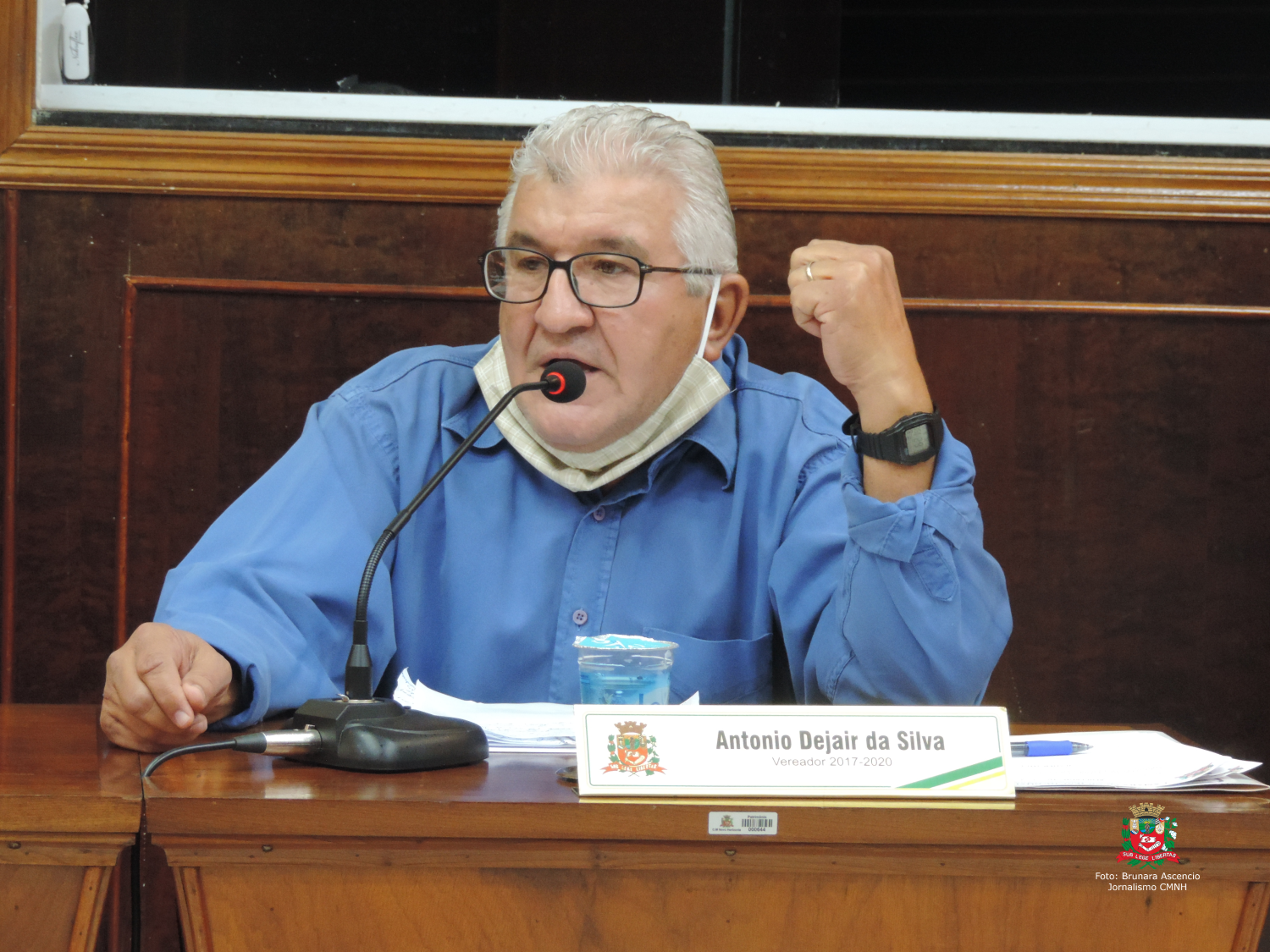 Vereador Jair Gordo solicita ao Prefeito Municipal cópia dos projetos dos banheiros da Praça 9 de Julho e Praça Dr. Euclydes Cardoso Castilho