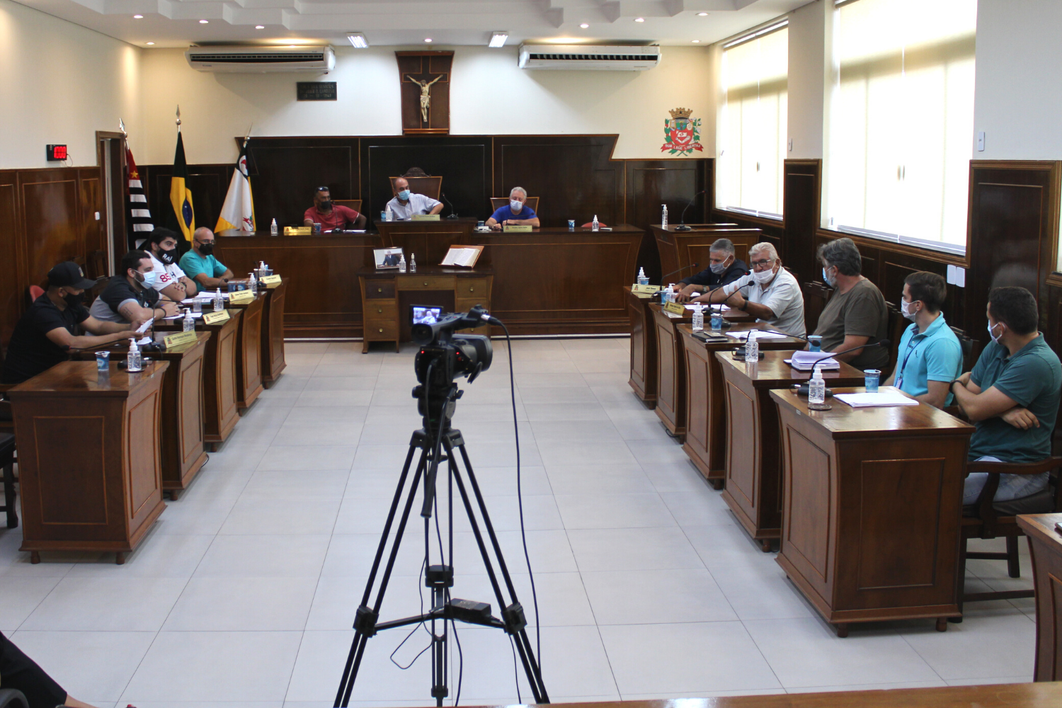 Câmara realizou reunião com técnicos da Prefeitura para esclarecimentos sobre financiamento para substituição das lâmpadas da rede de iluminação pública