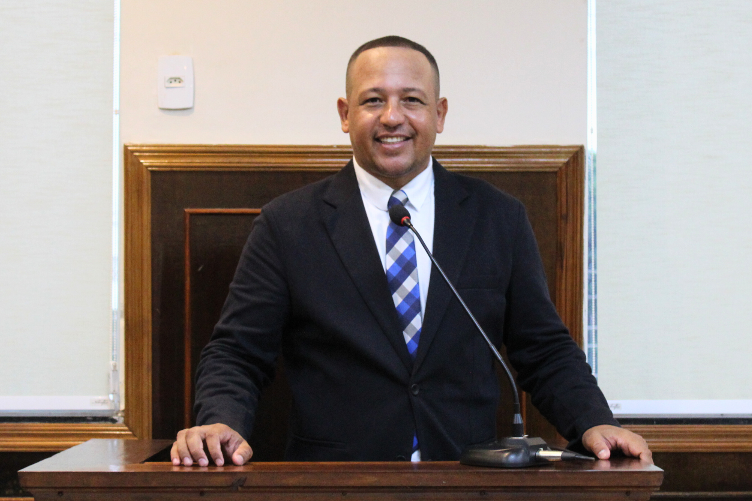 Vereador Carlos Henrique BGO solicita ao Prefeito Fabiano Belentani possibilidade de oferecer Programa de Recuperação Fiscal para facilitar o pagamento de tributos municipais em atraso