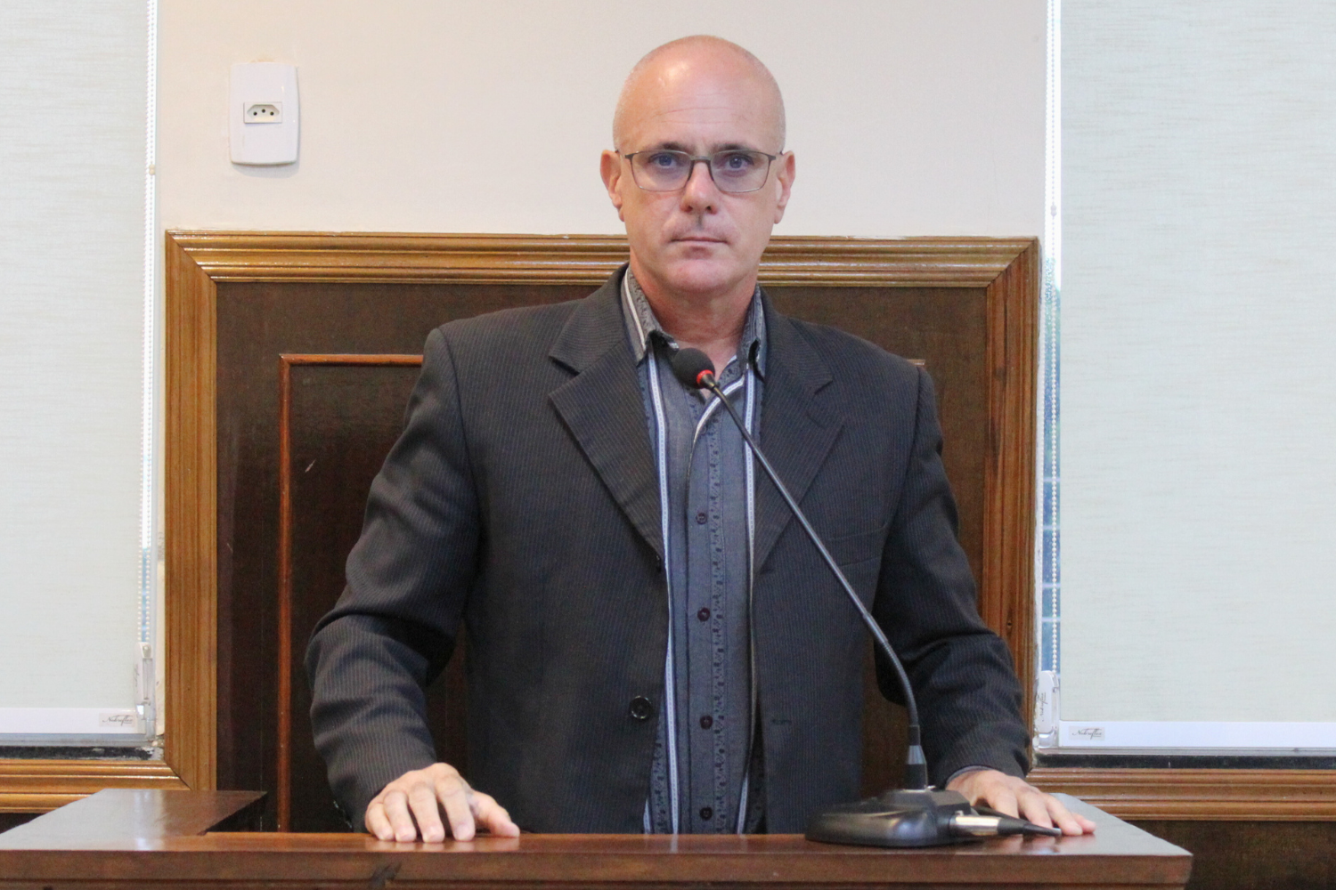 Vereador Kall Rigamonti solicita ao Prefeito Fabiano Belentani implantação de rampas nas Praças Dr. Euclydes Cardoso Castilho e Padre Paulo Lepick