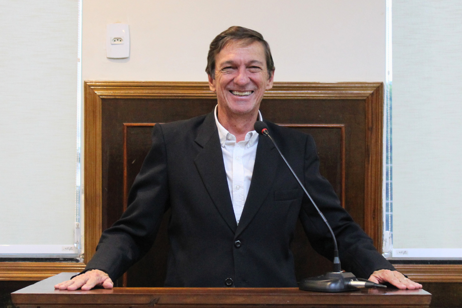 Vereador Vasquinho solicita à Secretaria Municipal de Educação informações sobre novo plano de carreira dos professores