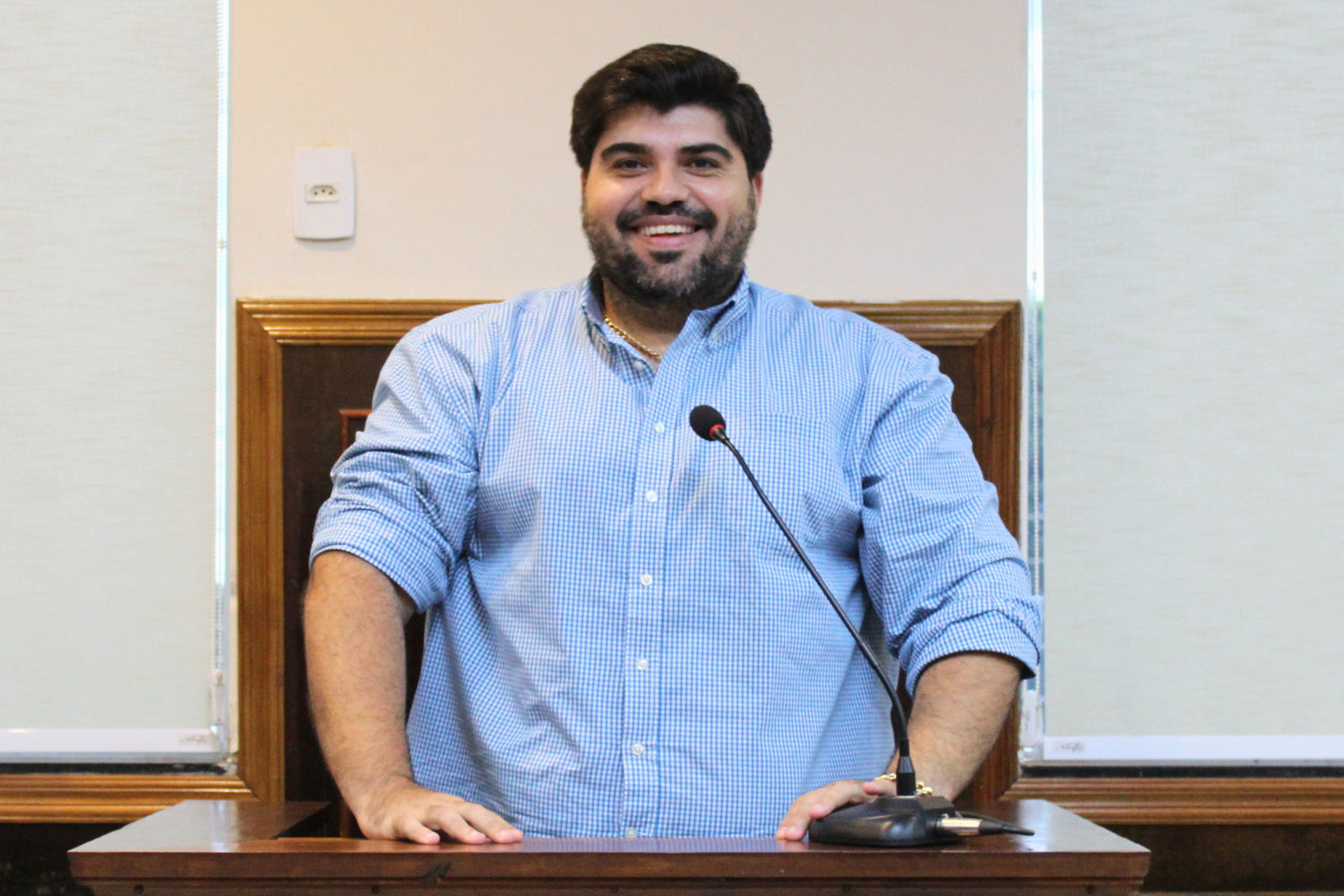 Vereador Raí Ascêncio indaga ao Prefeito Fabiano Belentani se há previsão para retomada das obras das cabeceiras das pontes em trecho da Avenida Domingos Baraldo