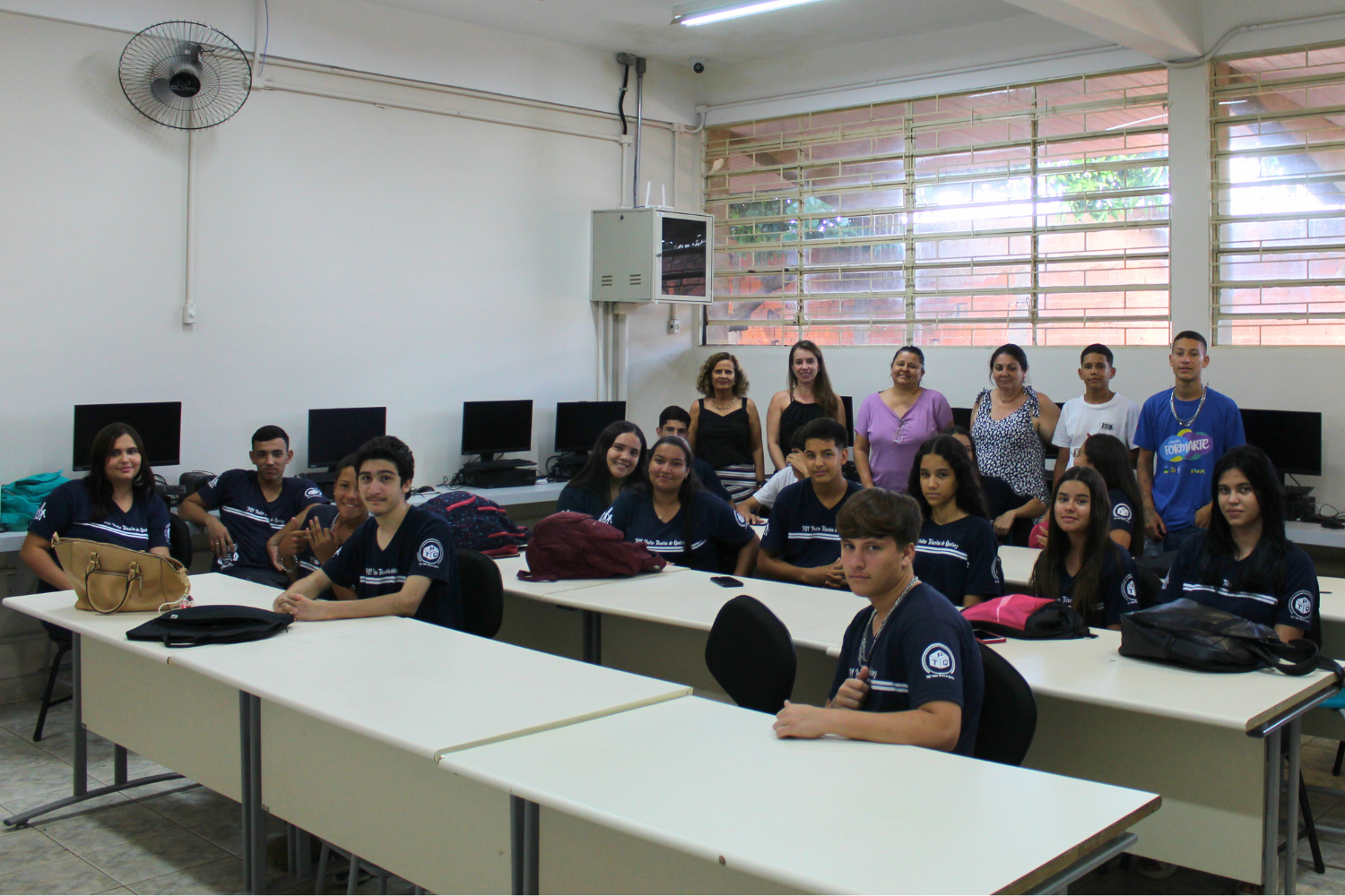 "Poder Legislativo e atribuições do Vereador" foram tema da aula do Projeto Câmara Cidadã da Escola do Legislativo na Escola Estadual "Pedro Teixeira de Queiroz"