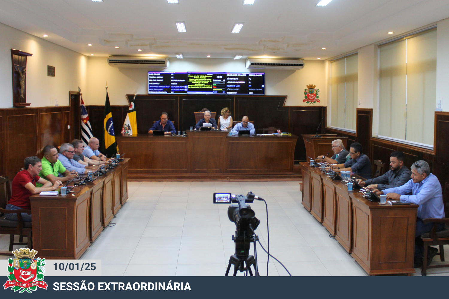 Confira a deliberação dos Projetos previstos na pauta da sessão extraordinária desta sexta-feira