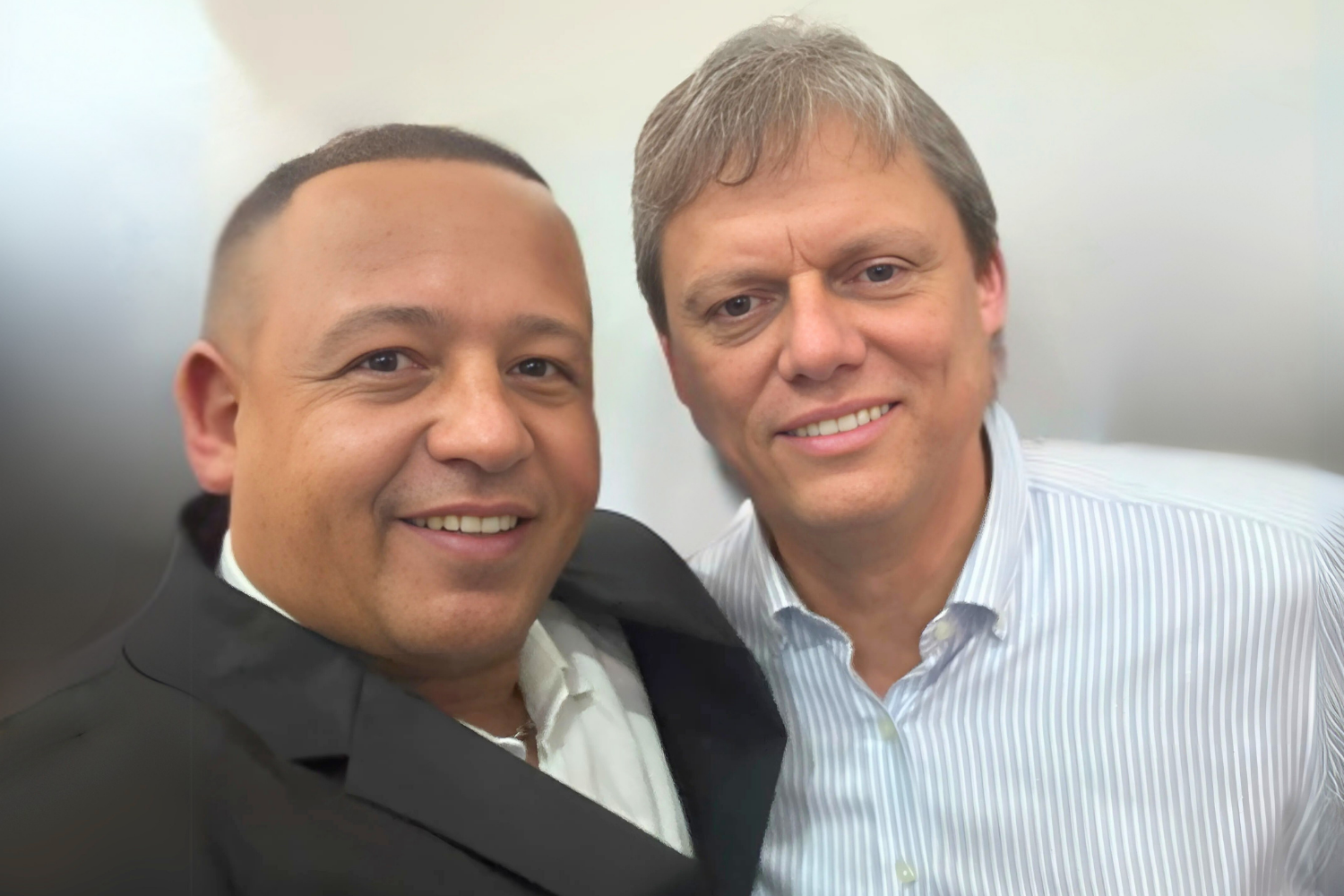 Vereador Carlos Henrique BGO solicita ao Governador Tarcísio de Freitas implantação de usina de energia fotovoltaica em Novo Horizonte
