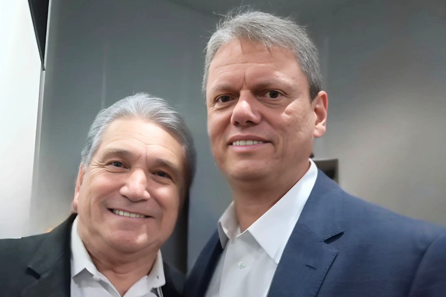 Vereador Nelsinho Luiz solicita ao Governador Tarcísio de Freitas implantação do Colégio Cívico-Militar em Novo Horizonte