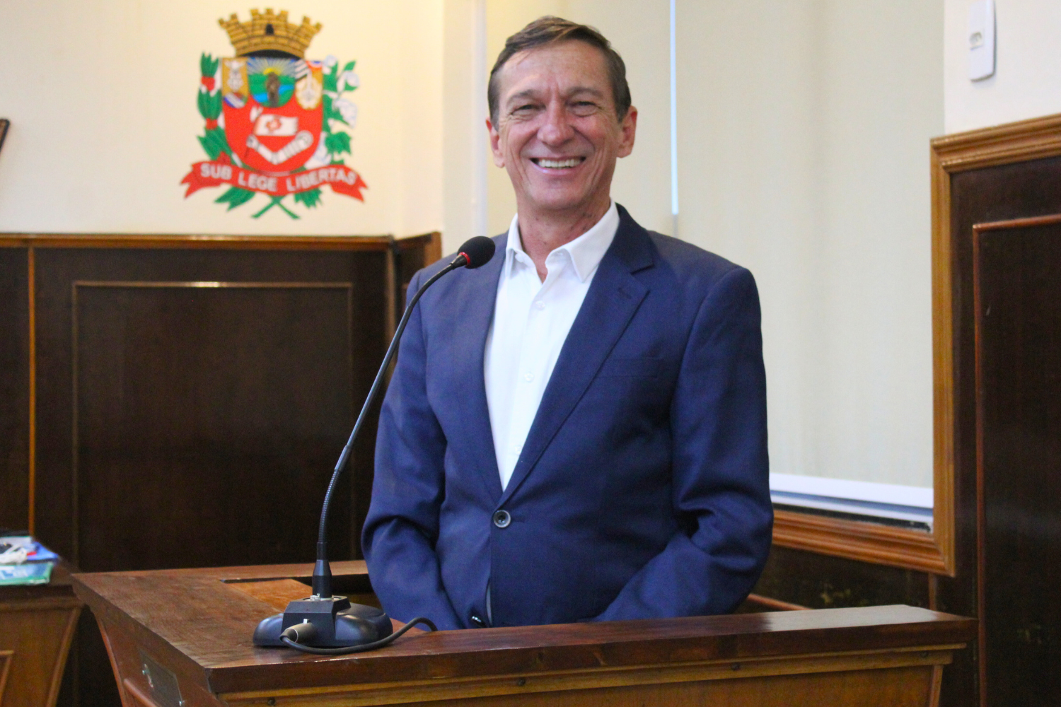Vereador Vasquinho apresenta Moção de Aplausos aos funcionários do Laboratório de Análises Clínicas da Prefeitura pela conquista do conceito "100% de acerto" na avaliação realizada pelo PNCQ