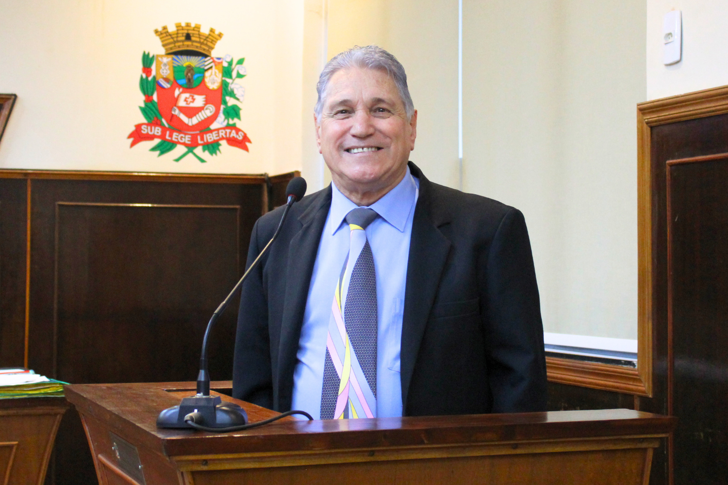 Vereador Nelsinho Luiz solicita ao Executivo Municipal reestruturação salarial no quadro de pessoal da Prefeitura Municipal