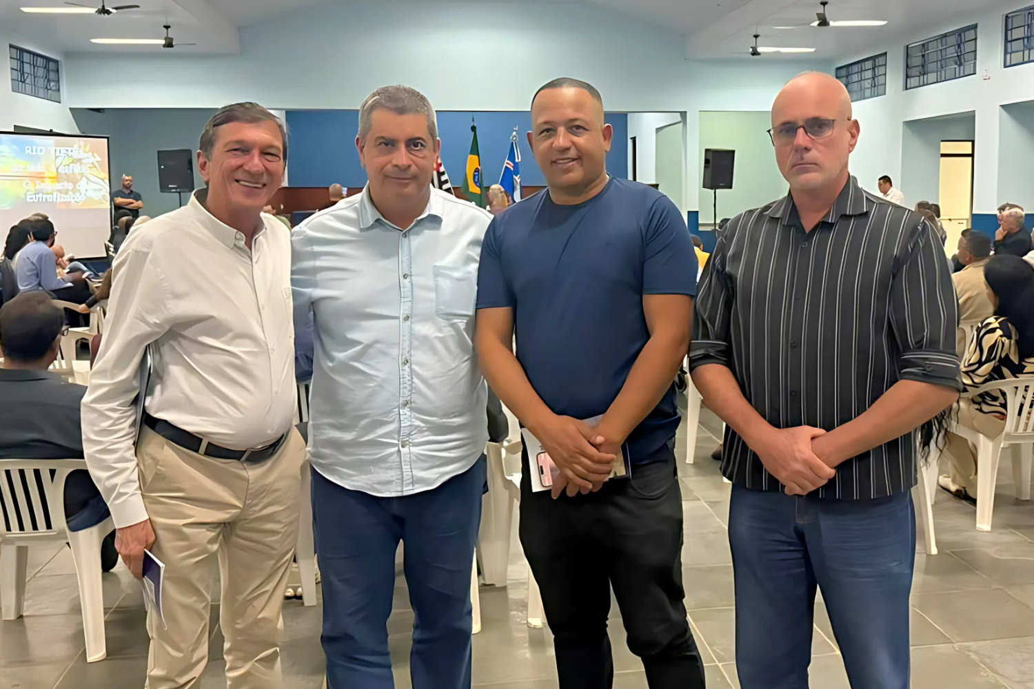 Vereadores Vasquinho, Carlos Henrique BGO e Kall Rigamonti participaram de Audiência Pública Federal sobre os problemas causados pela eutrofização do Rio Tietê