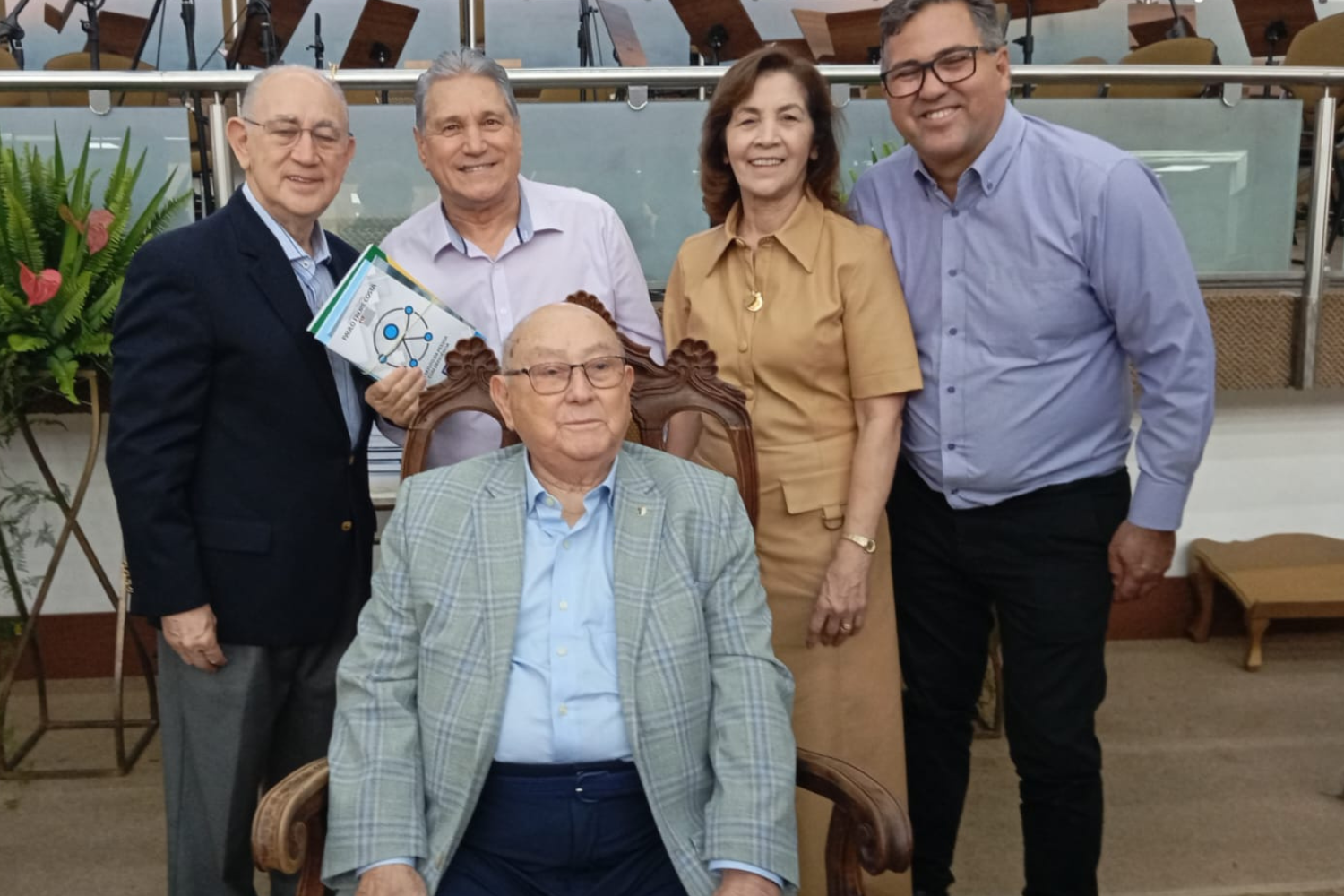 Vereador Nelsinho solicita recursos para entidades sociais aos Deputados Marta Costa e Paulo Freire 